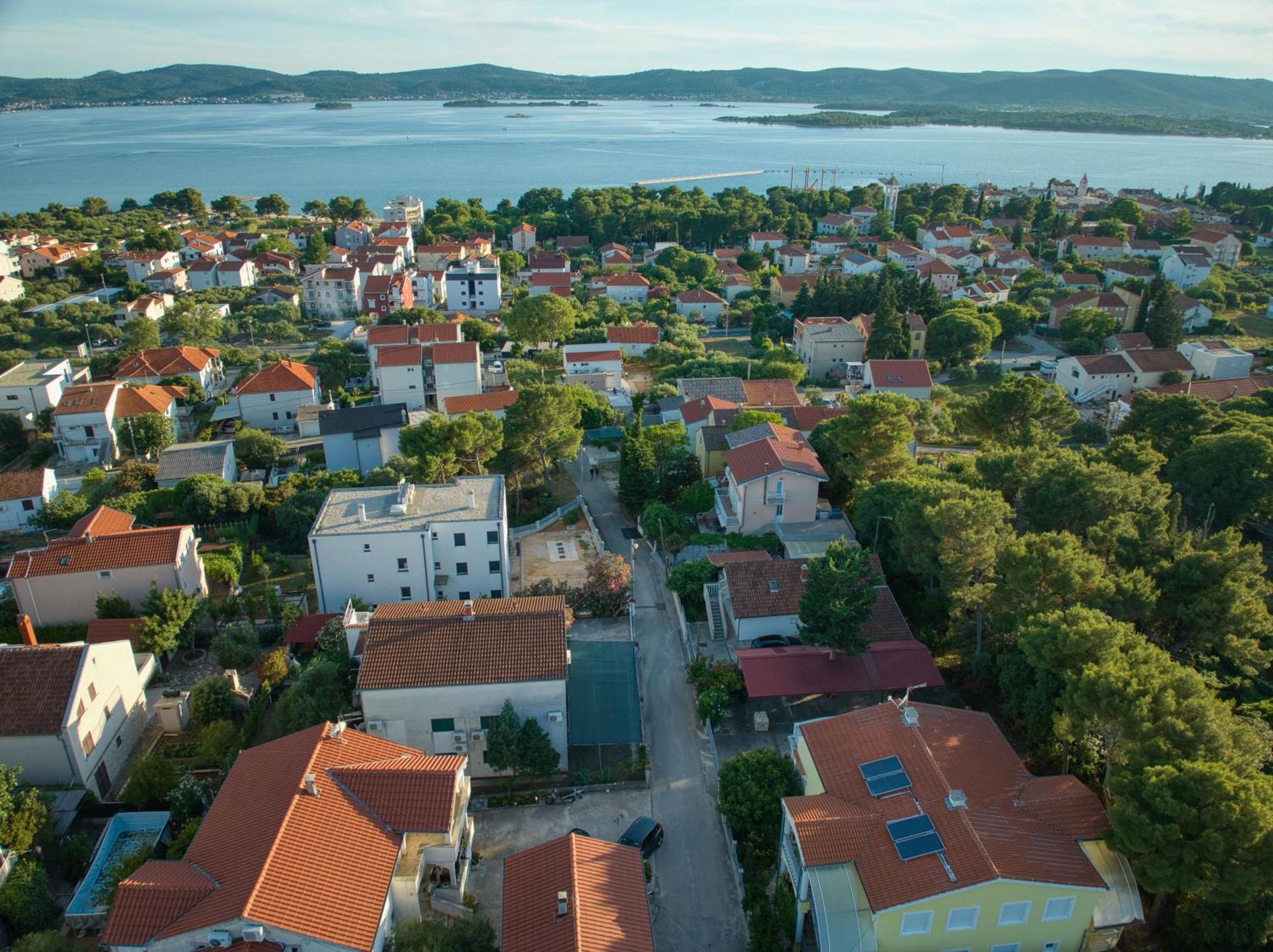 Apartments Petrina Sveti Filip i Jakov Buitenkant foto