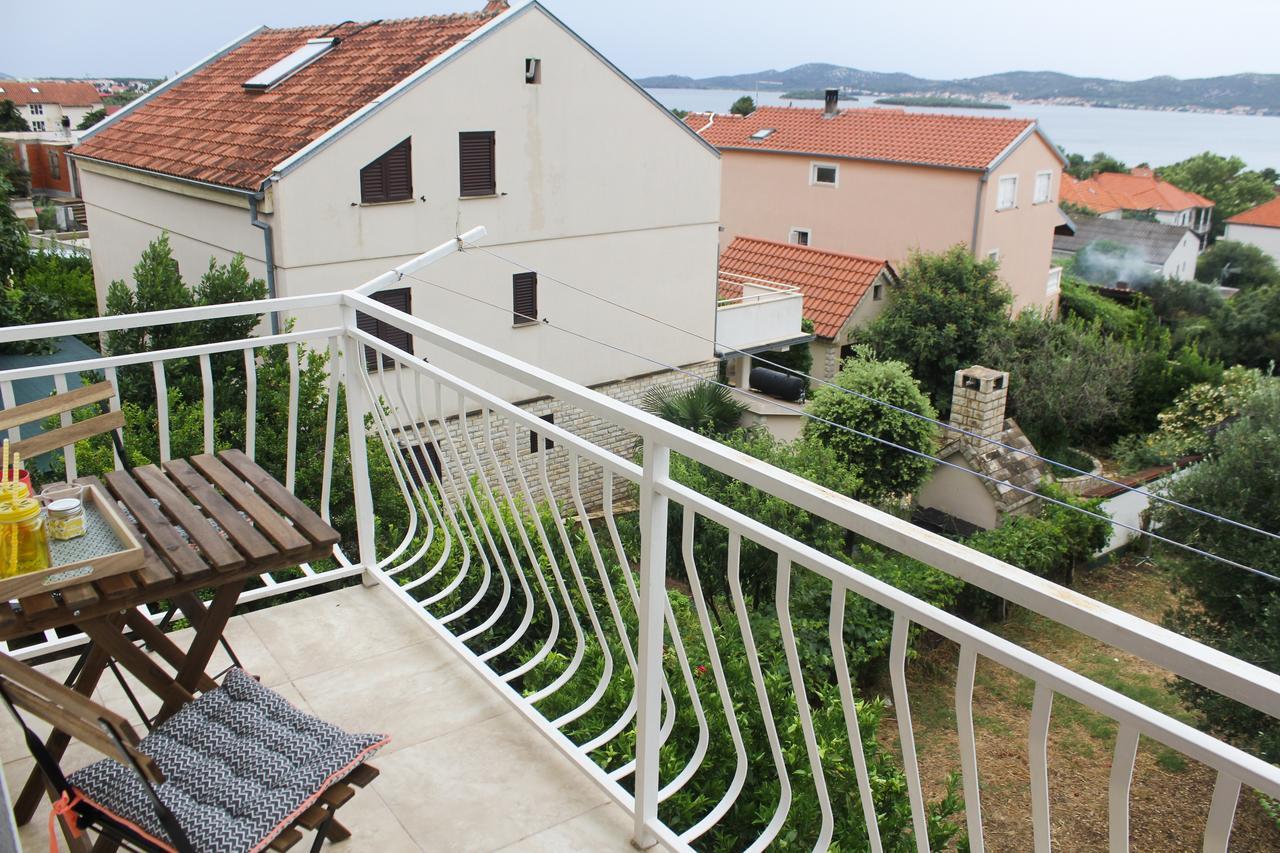 Apartments Petrina Sveti Filip i Jakov Buitenkant foto